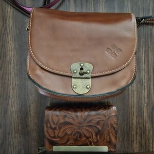 Purses and wallets